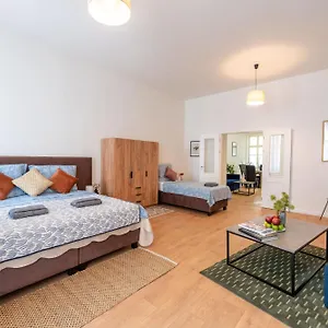 Aparthotel Retreat Downtown Prague